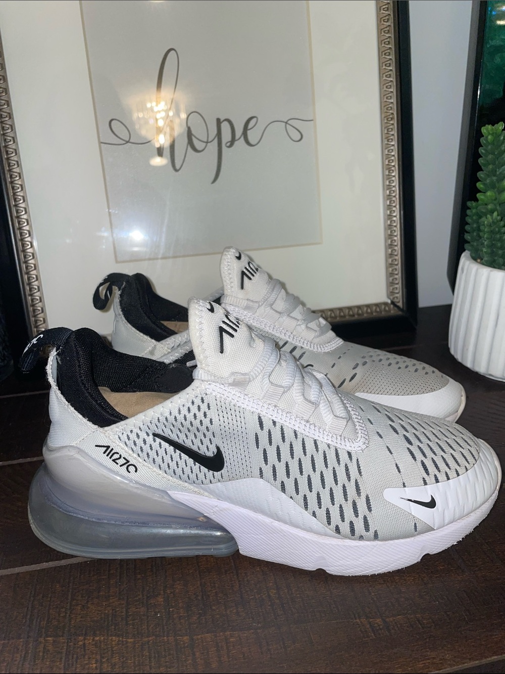 Nike Air Max 270 Sneakers Women’s Size 6.5